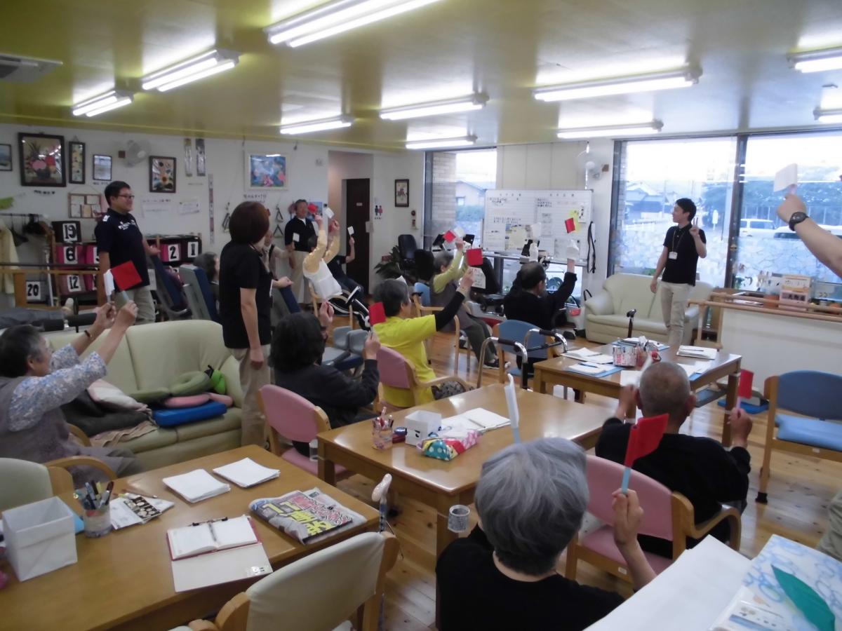 笑いあり、汗あり、日々の棒体操